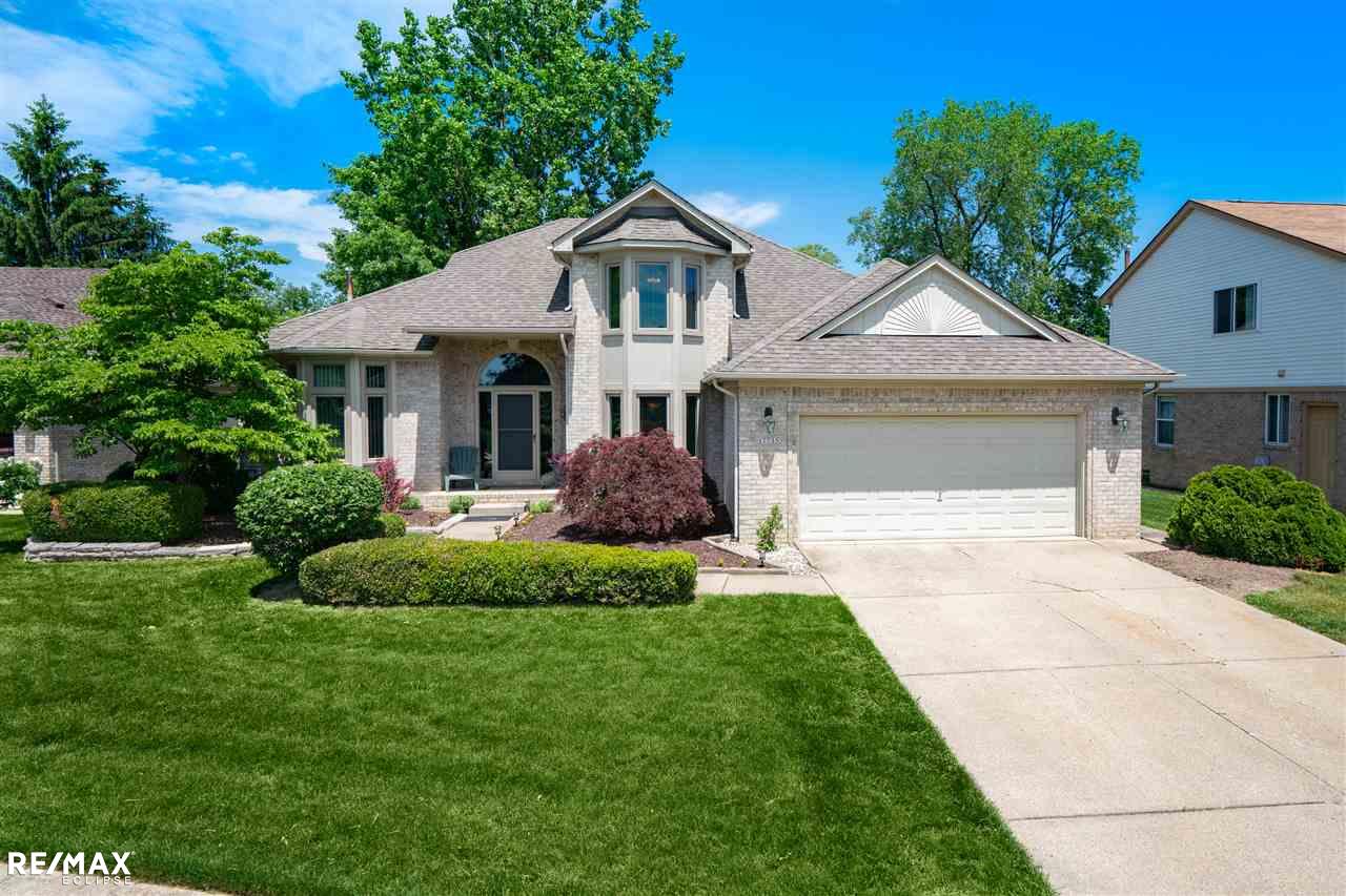 17735 Rocco Drive Macomb, MI 48044 - Photo 1 of 40 50014287.JPG