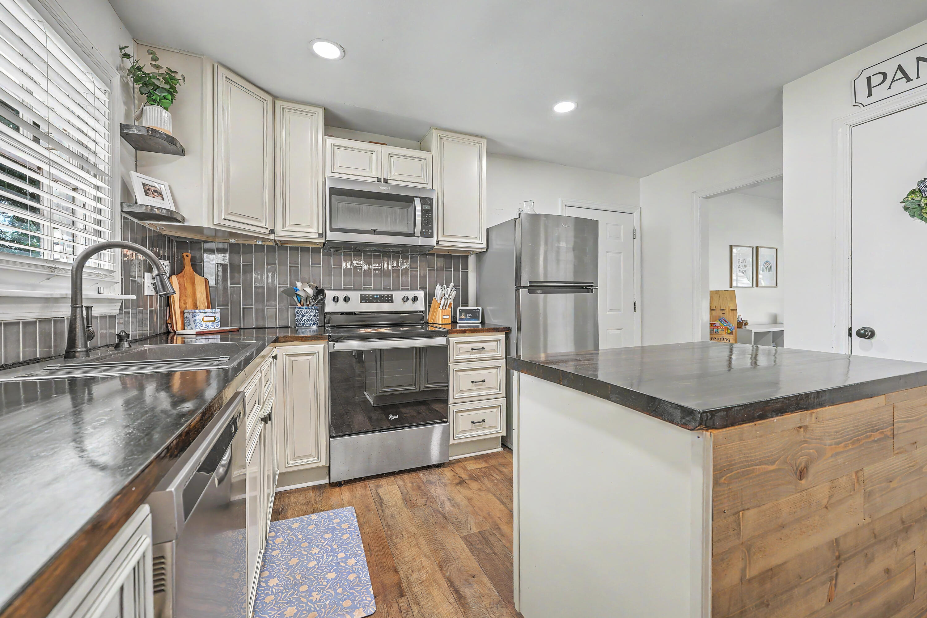 119 County Rd S-18-513 Ladson, SC 29456 - Photo 11 of 29 ZYN_1502_3_4_5_6_7_8