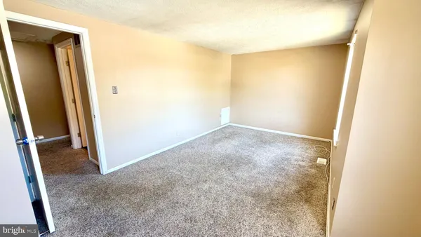 $330,000 | 25 Dorchester Circle, Marlton, NJ 08053