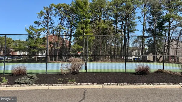 $330,000 | 25 Dorchester Circle, Marlton, NJ 08053