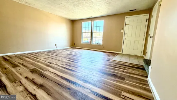 $330,000 | 25 Dorchester Circle, Marlton, NJ 08053