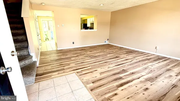 $330,000 | 25 Dorchester Circle, Marlton, NJ 08053