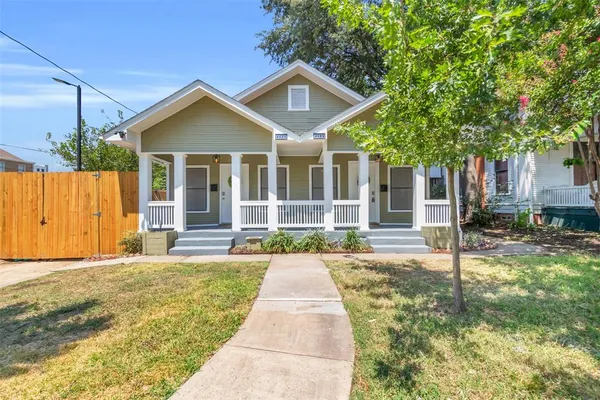 $2,700 | 4123 Junius Street, Dallas, TX 75246
