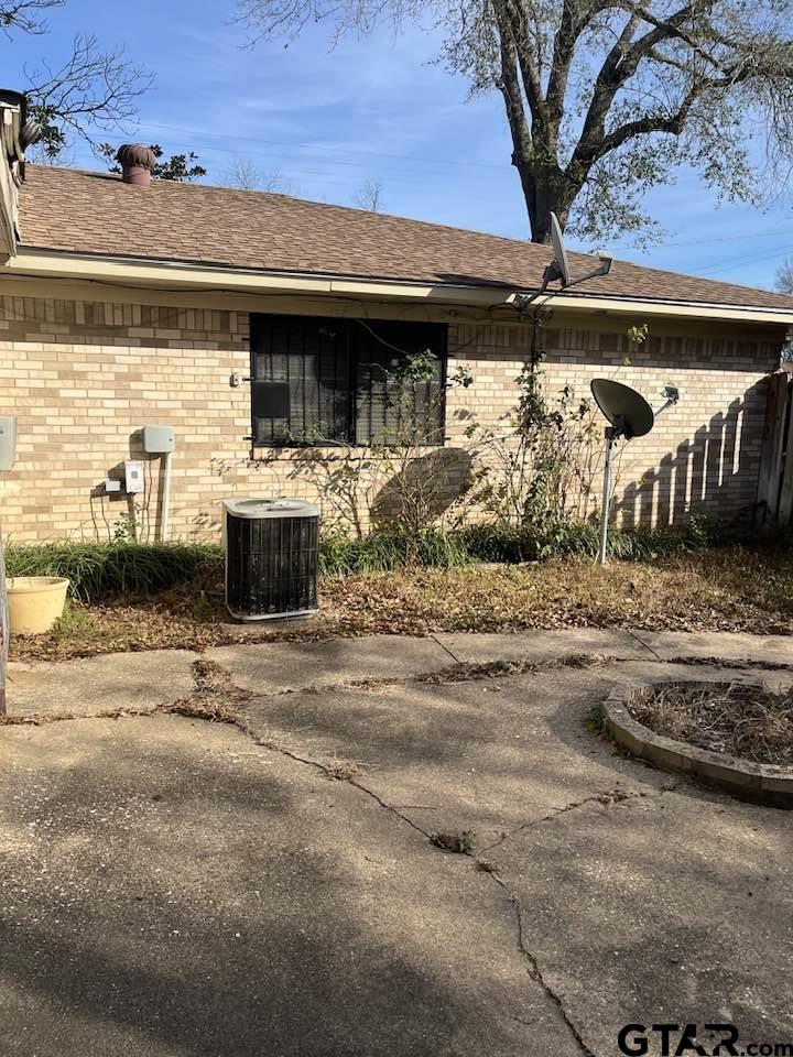 2806 North Glass Avenue Tyler, TX 75702 - Photo 8 of 25