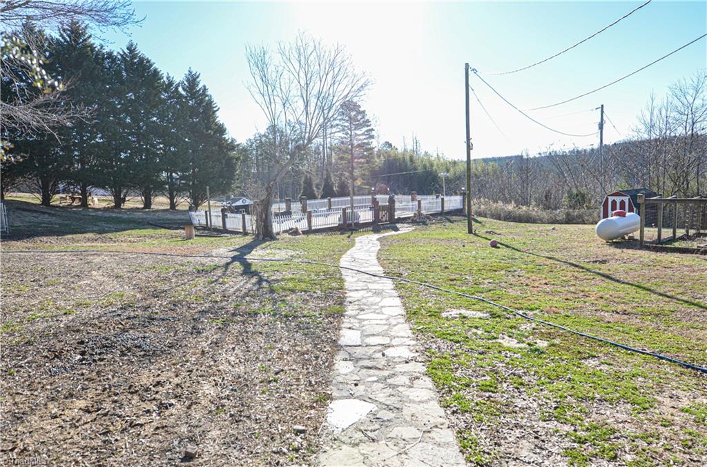 4901 Jah Road Germanton, NC 27019 - Photo 11 of 50 Gallery Image 11