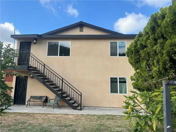 $3,100 | 5120 East 59th Place, Maywood, CA 90270