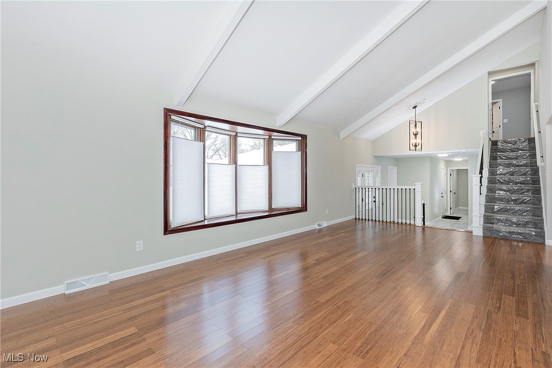 1939 Winchester Road Cleveland, OH 44124 - Photo 8 of 44 Gallery Image 8