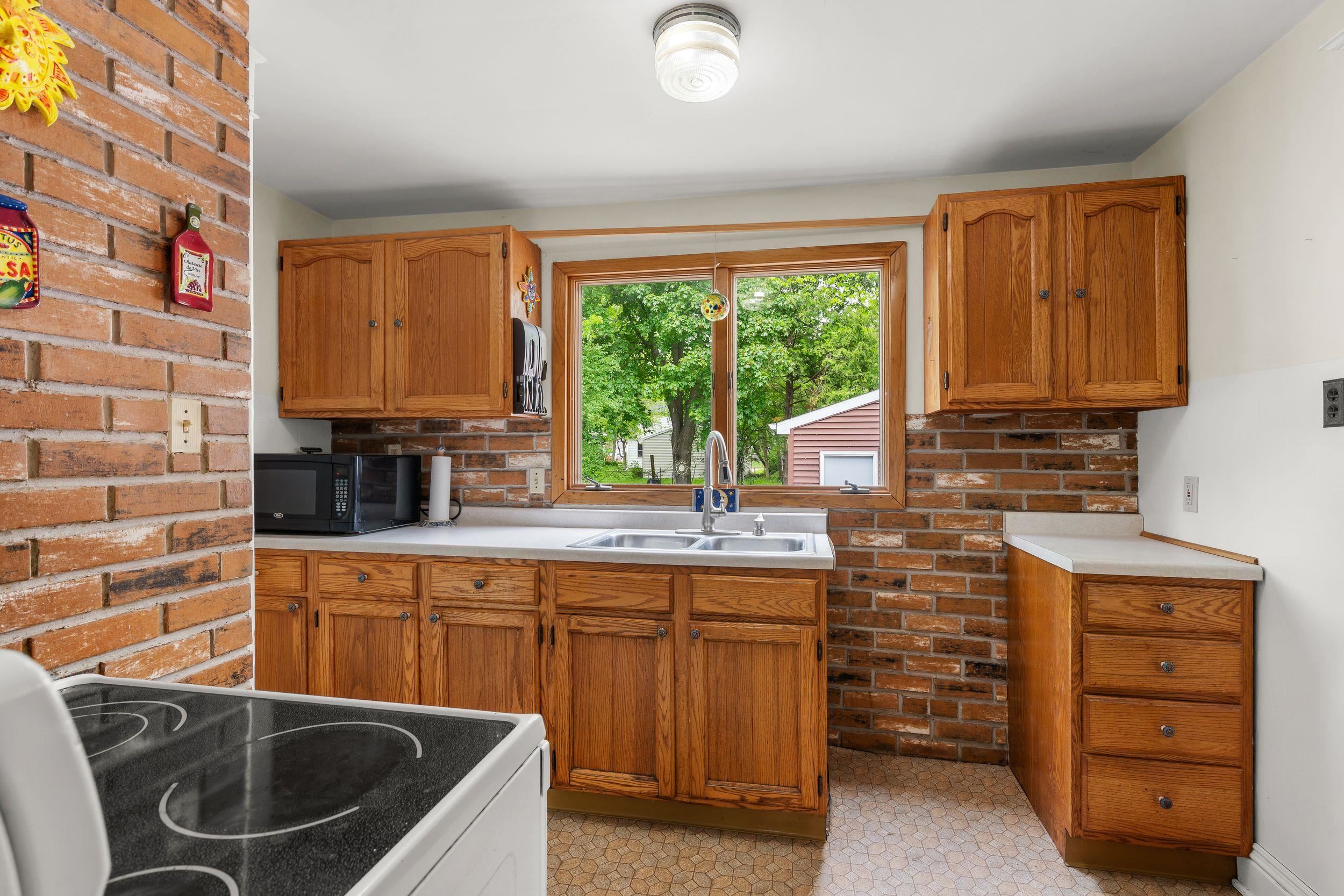 1631 North Alvin Street Appleton, WI 54911 - Photo 12 of 34