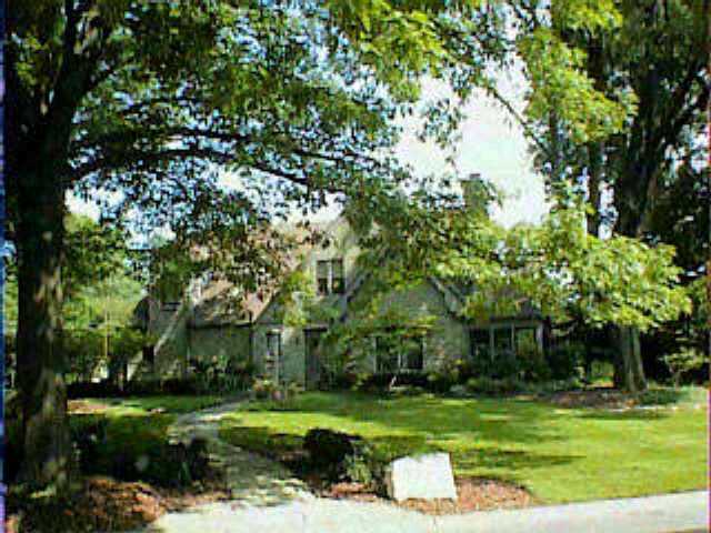 1894 Tewksbury Road Columbus, OH 43221 - Photo 1 of 1