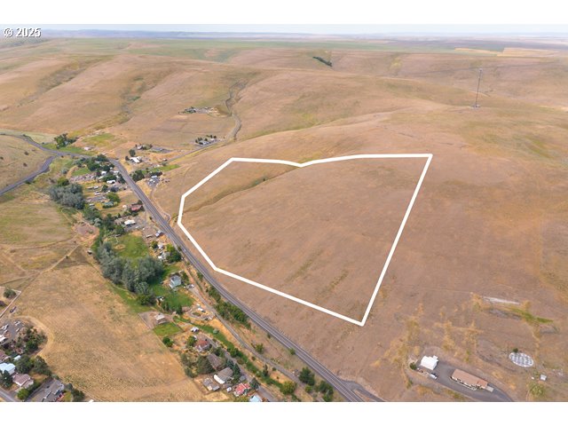 0 Heppner-Spray Highway Heppner, OR 97836 - Photo 4 of 14 a view of an ocean beach