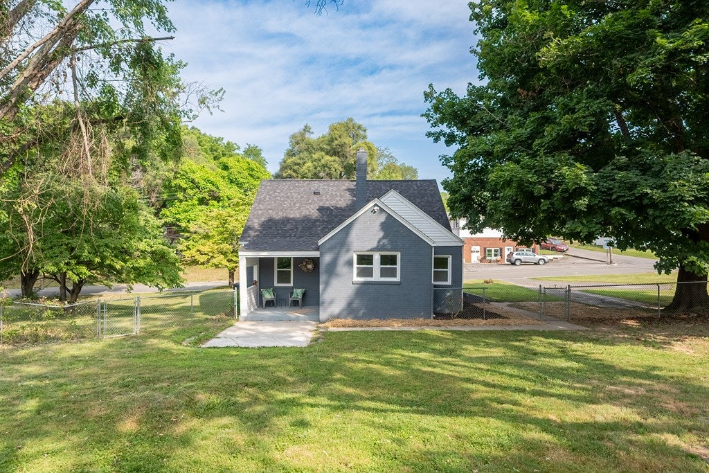 820 Newbern Road Pulaski, VA 24301 - Photo 62 of 67 Gallery Image 62
