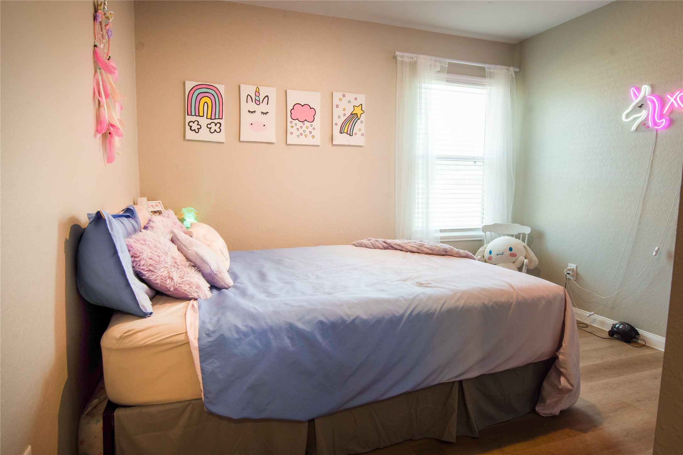 38340 Park View Drive Hempstead, TX 77445 - Photo 12 of 25 a bed sitting in a bedroom next to a window