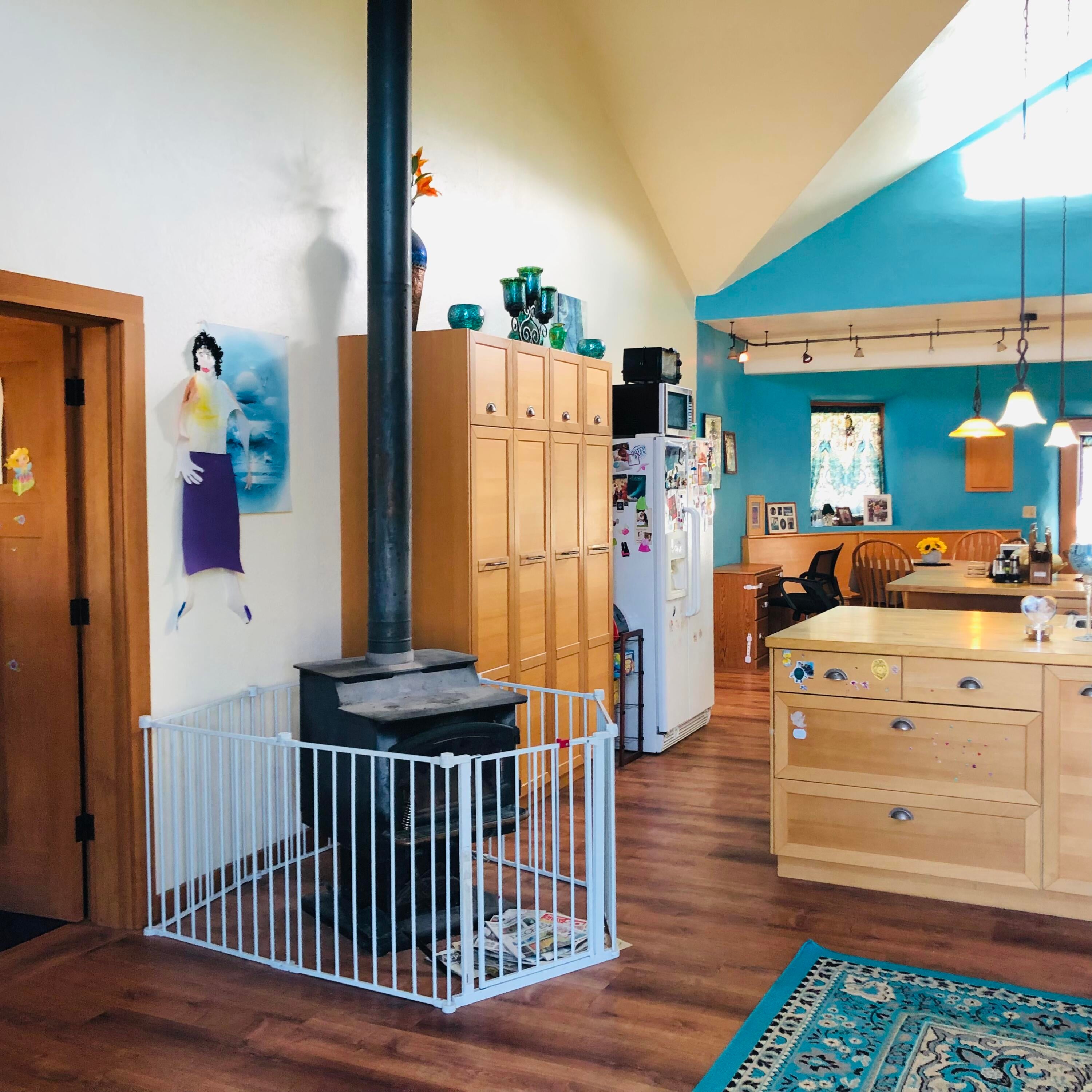 250 Holmstead Road Williams, OR 97544 - Photo 15 of 54 16