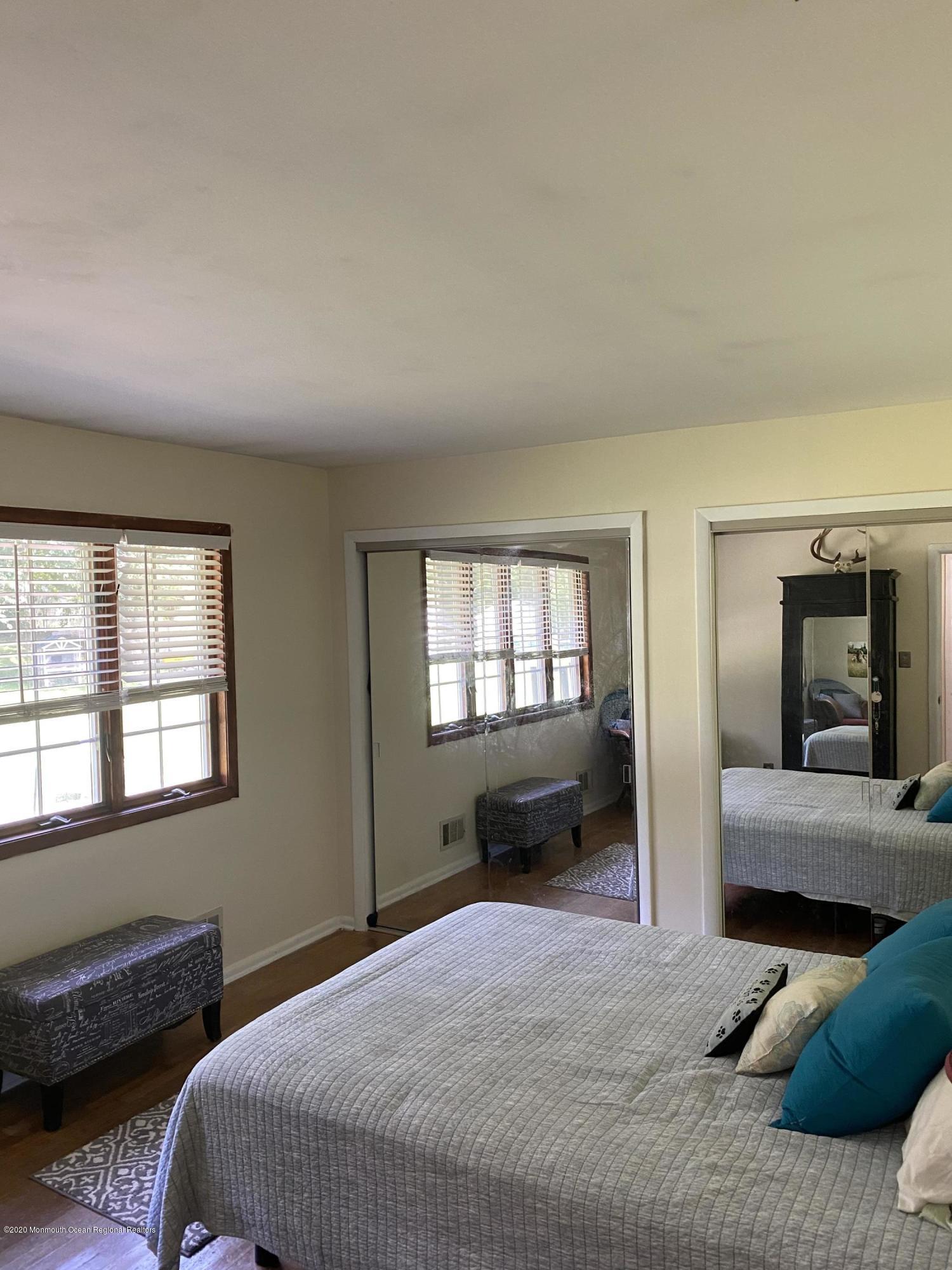 27 Highview Circle Middletown, NJ 07748 - Photo 11 of 14 IMG_3650