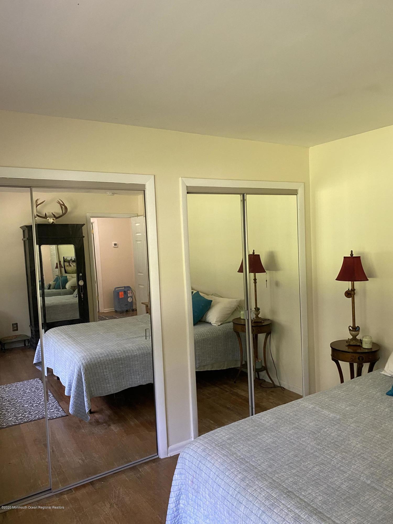 27 Highview Circle Middletown, NJ 07748 - Photo 12 of 14 IMG_3644