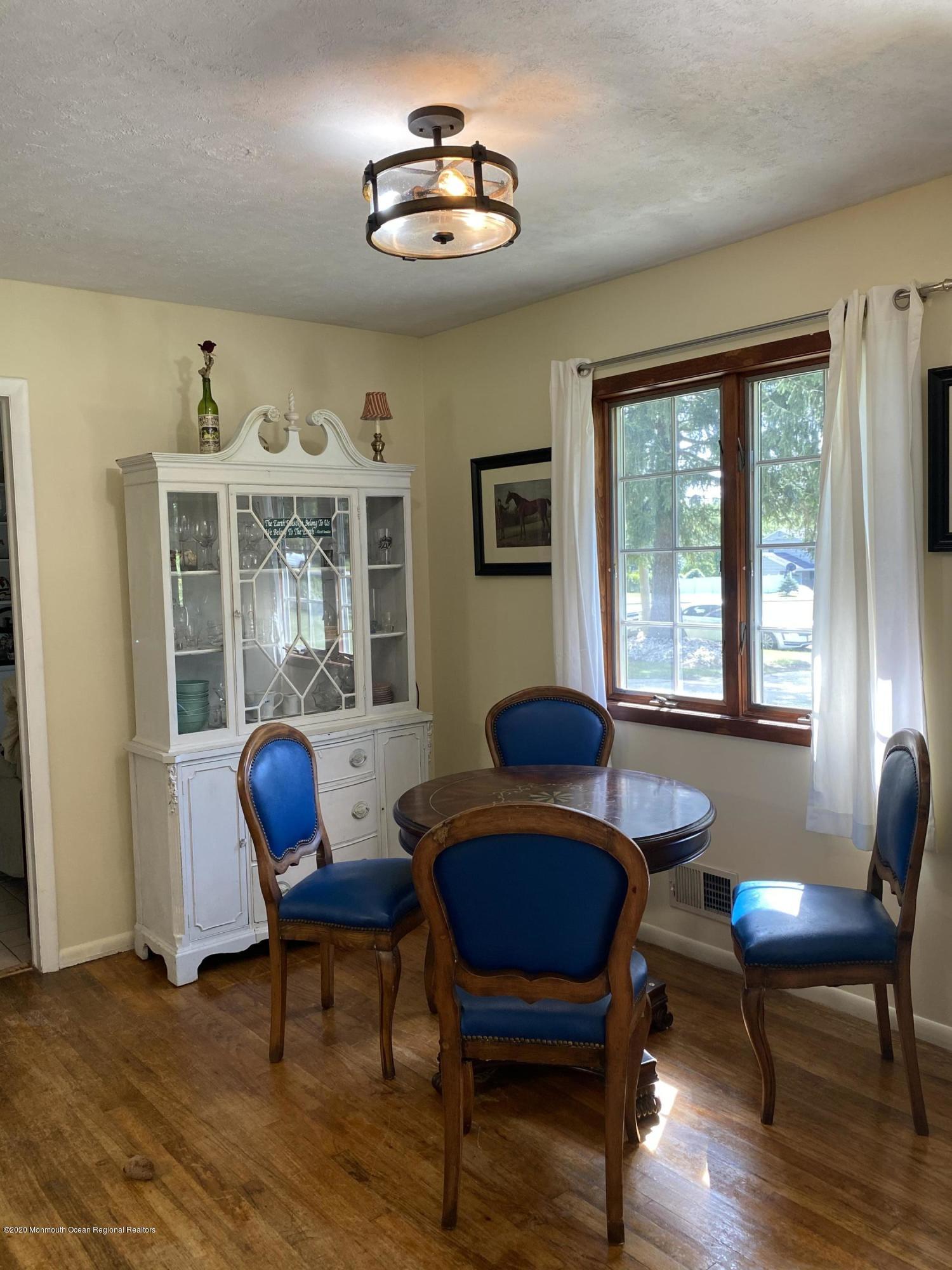 27 Highview Circle Middletown, NJ 07748 - Photo 5 of 14 IMG_3616