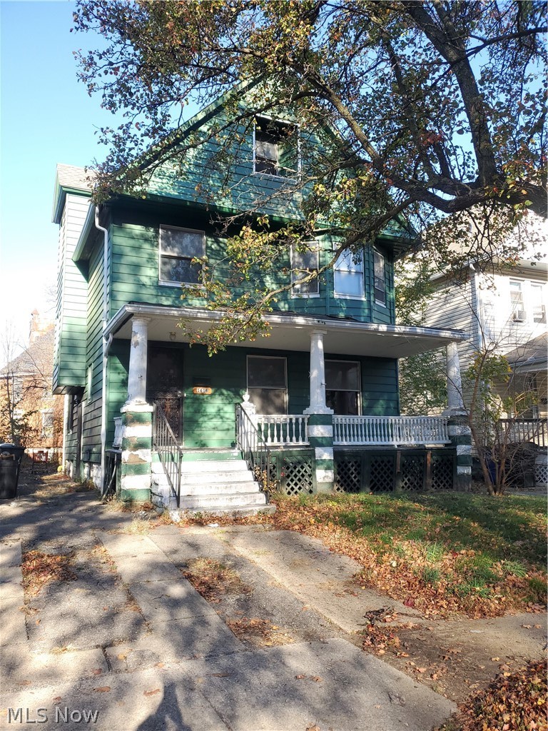 1618 Holyrood Road Cleveland, OH 44106 - Photo 1 of 26 Gallery Image 1