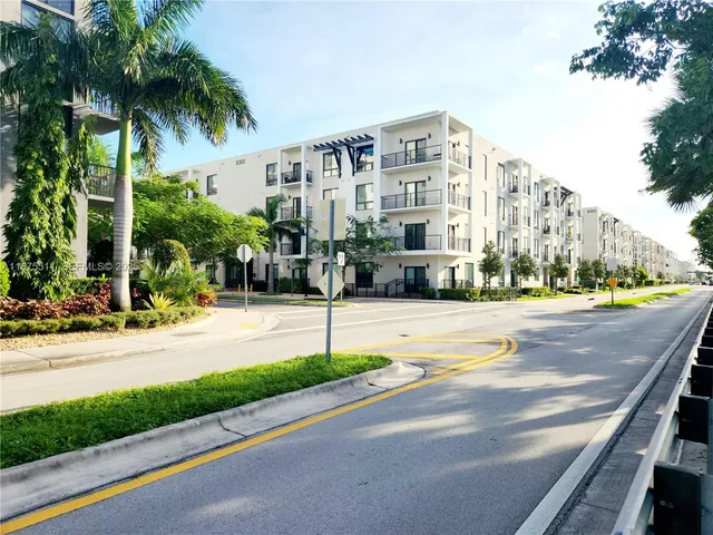 $550,000 | 8363 Northwest 41st Street, Unit A406, Doral, FL 33166