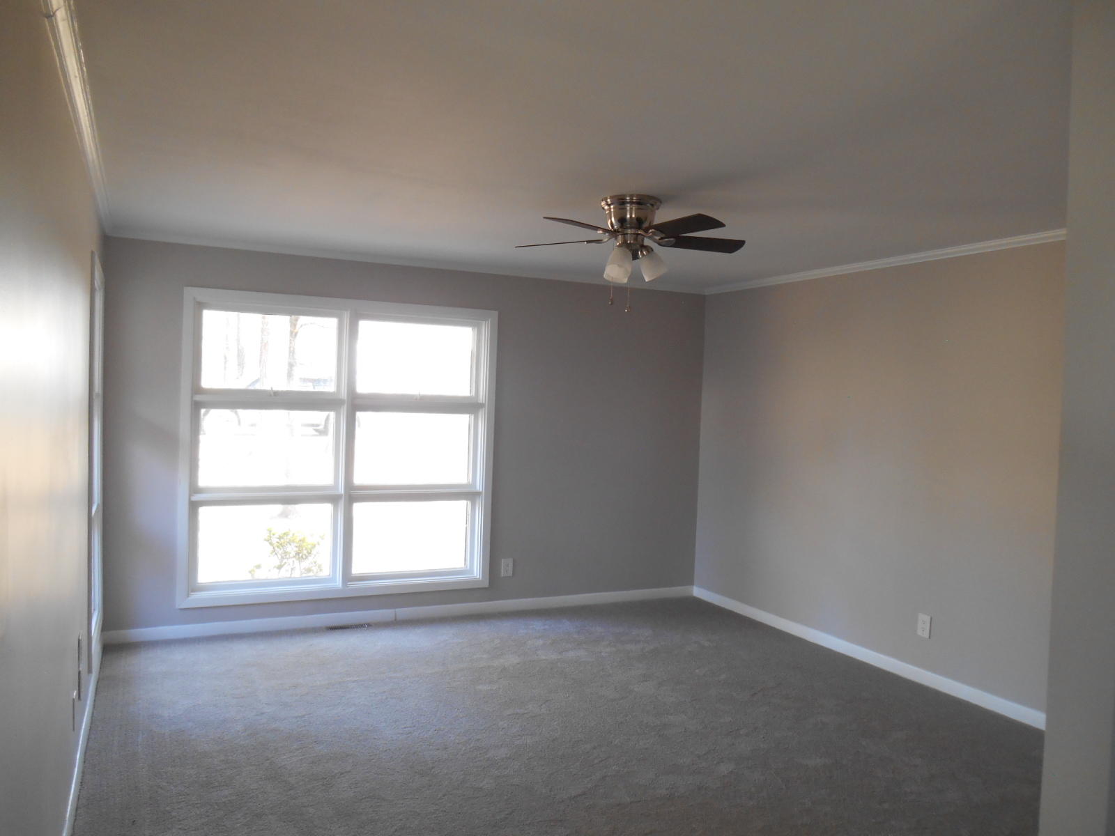 417 Deweese Avenue Rockingham, NC 28379 - Photo 9 of 20 Living Area