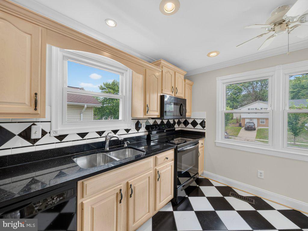 2903 Ivy Bridge Road, Unit N Fort Washington, MD 20744 - Photo 19 of 53 Kitchen