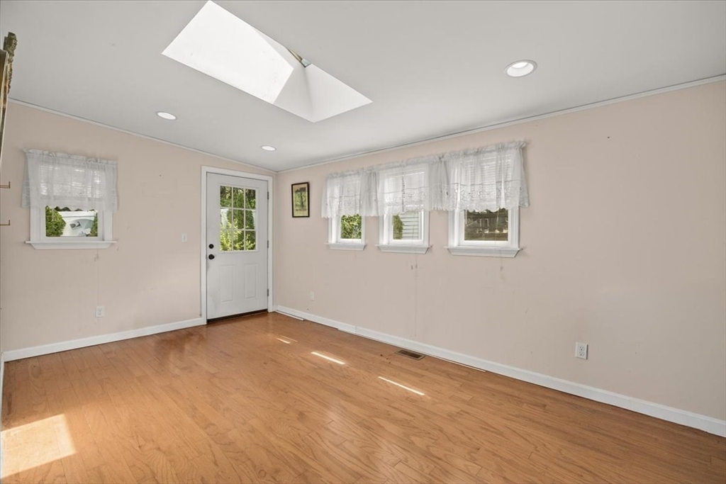14 Judith Street Wareham, MA 02576 - Photo 13 of 16 Gallery Image 13