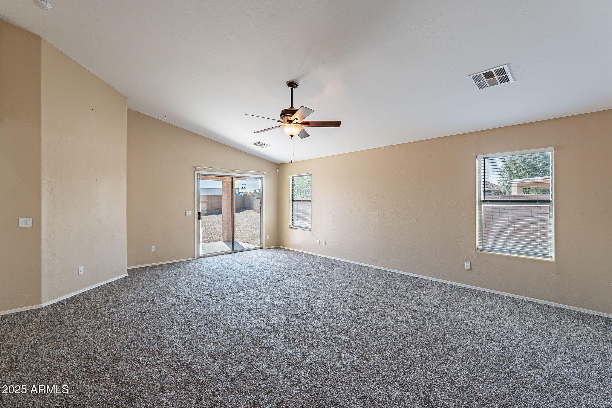 19443 North Madison Road Maricopa, AZ 85139 - Photo 5 of 43 Gallery Image 5