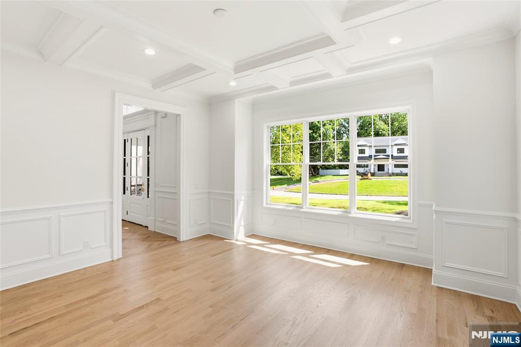 62 Wynnewood Road Livingston, NJ 07039 - Photo 4 of 47