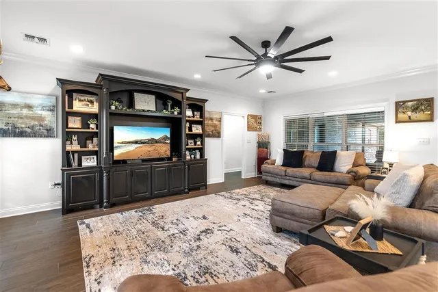 $349,000 | 3258 Paul White Road, Lake Charles, LA 70611