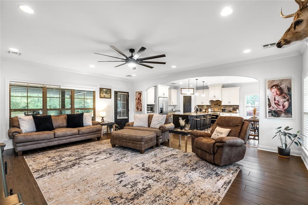 3258 Paul White Road Lake Charles, LA 70611 - Photo 14 of 38