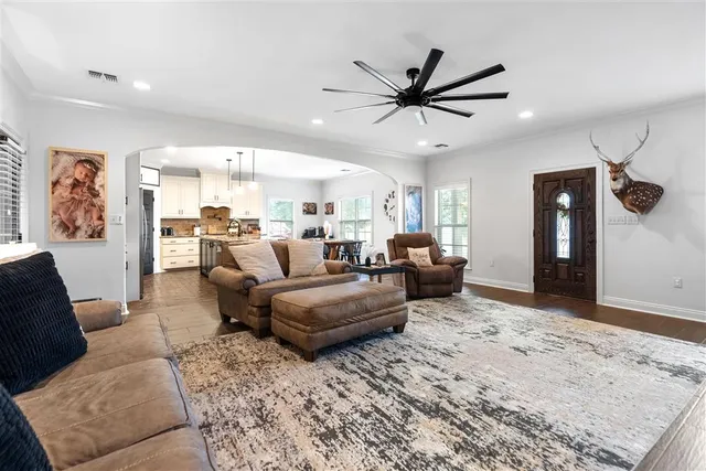 $349,000 | 3258 Paul White Road, Lake Charles, LA 70611