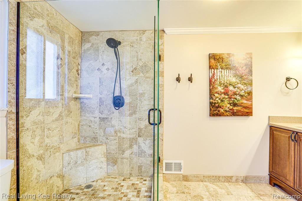 820 Downhill Lane Rochester Hills, MI 48307 - Photo 26 of 43