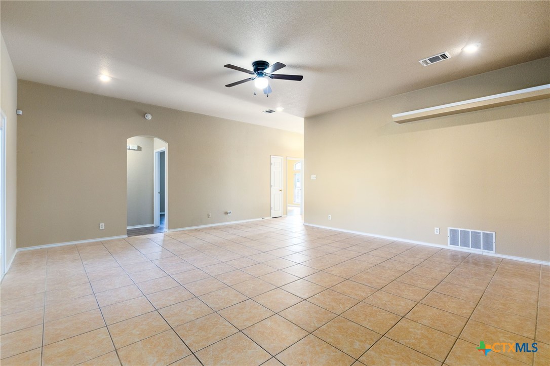 4701 Neta Drive Killeen, TX 76549 - Photo 5 of 28 a view of an empty room