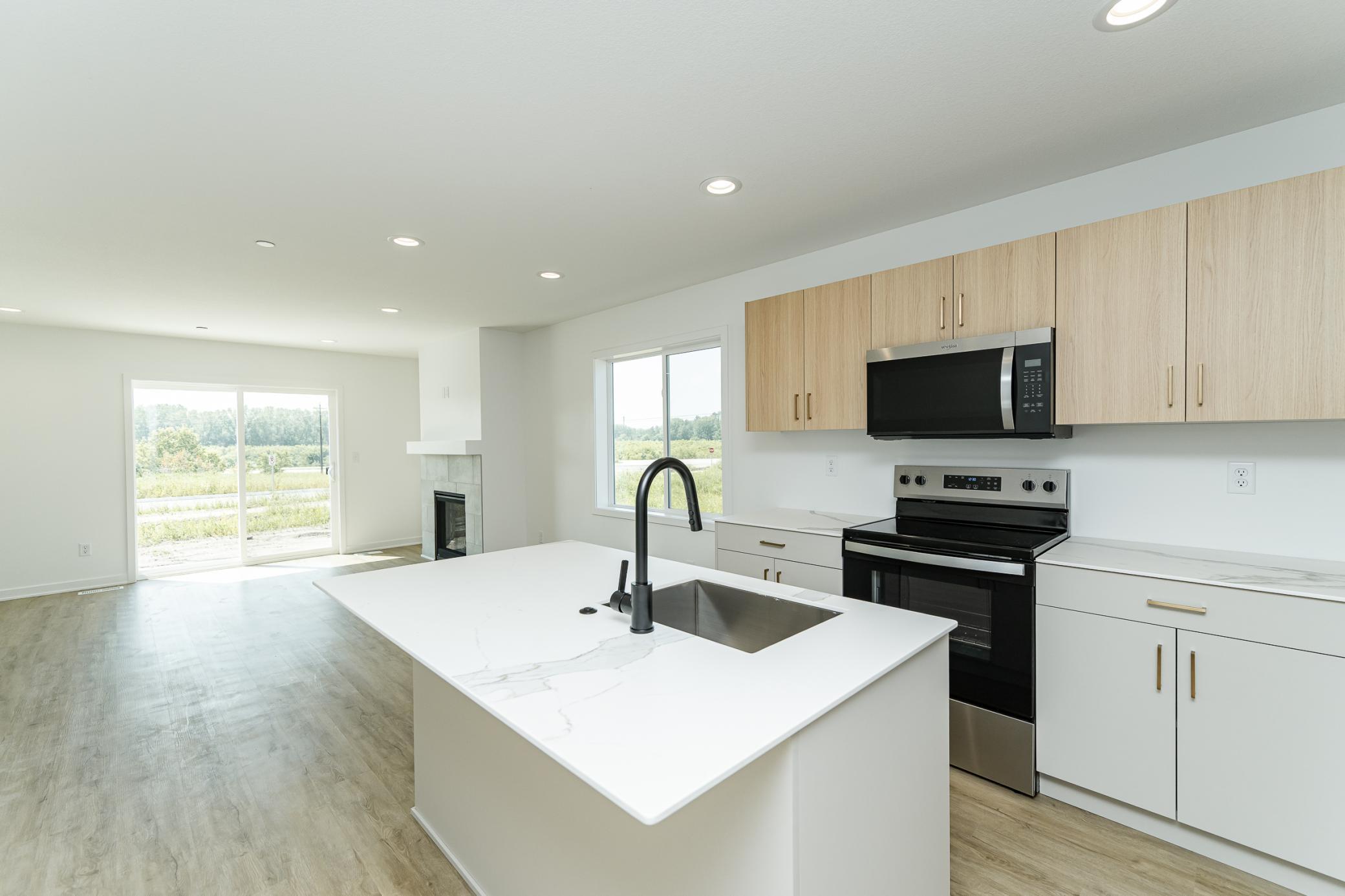 1097 Century Village Lane Northeast Rochester, MN 55906 - Photo 7 of 19