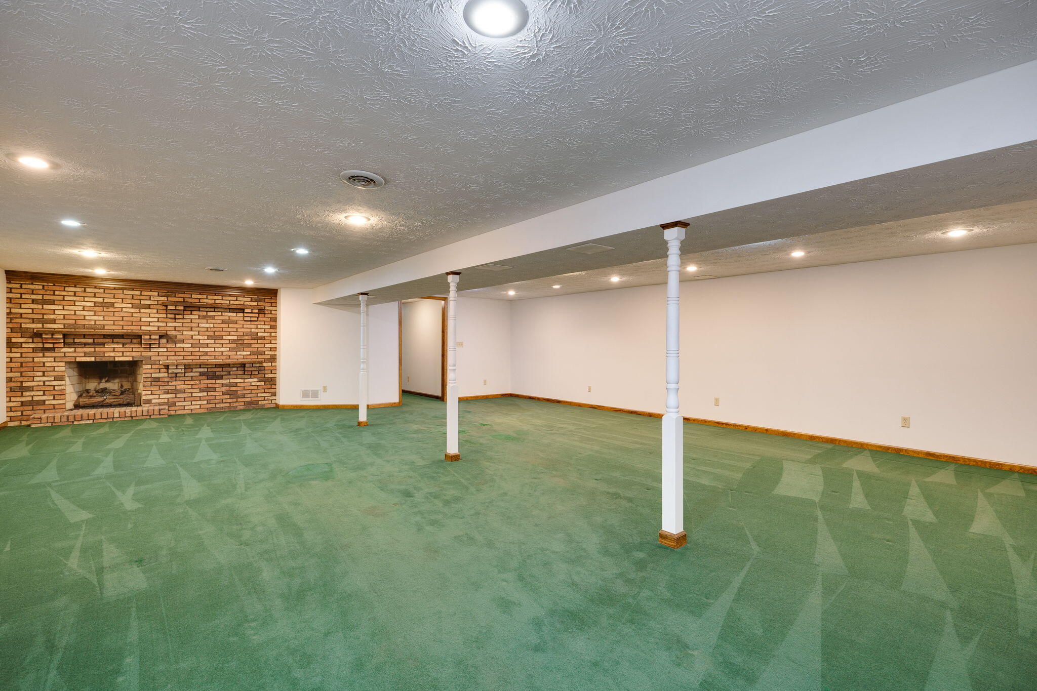 684 Oneida Drive Springfield, OH 45502 - Photo 35 of 65