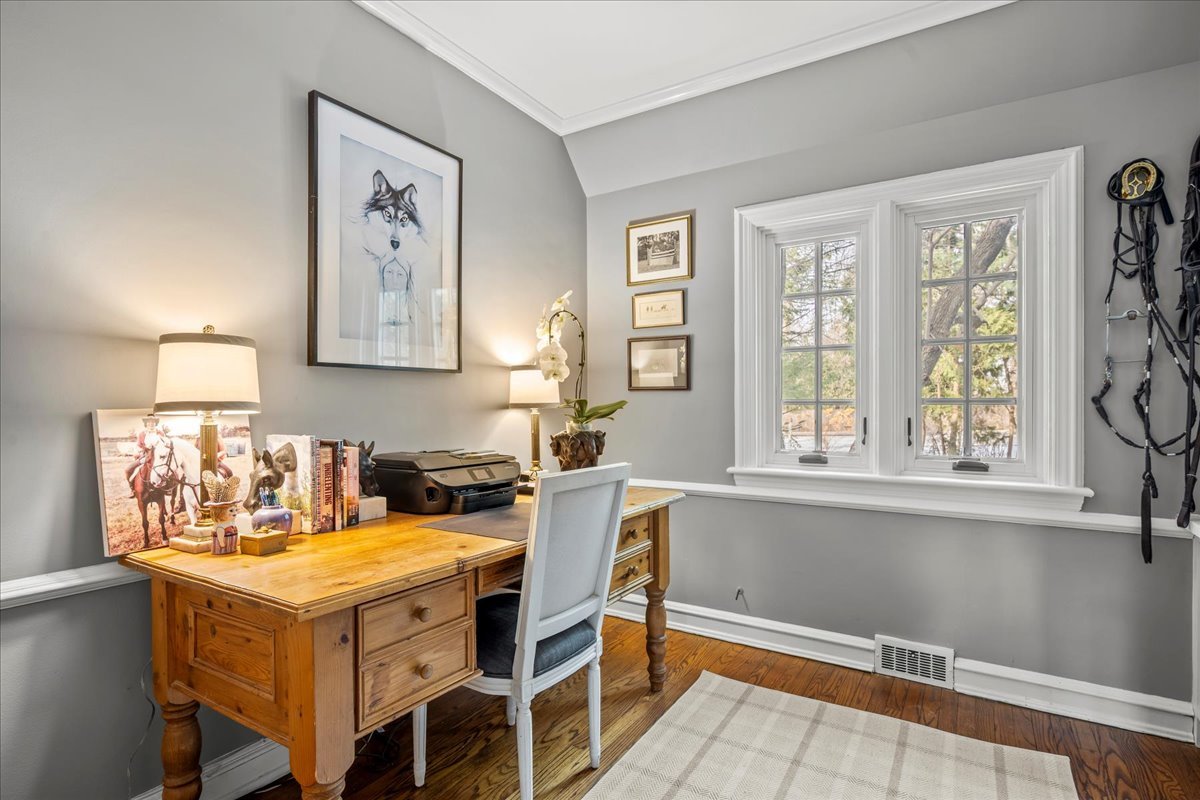 1163 Romona Road Wilmette, IL 60091 - Photo 17 of 36