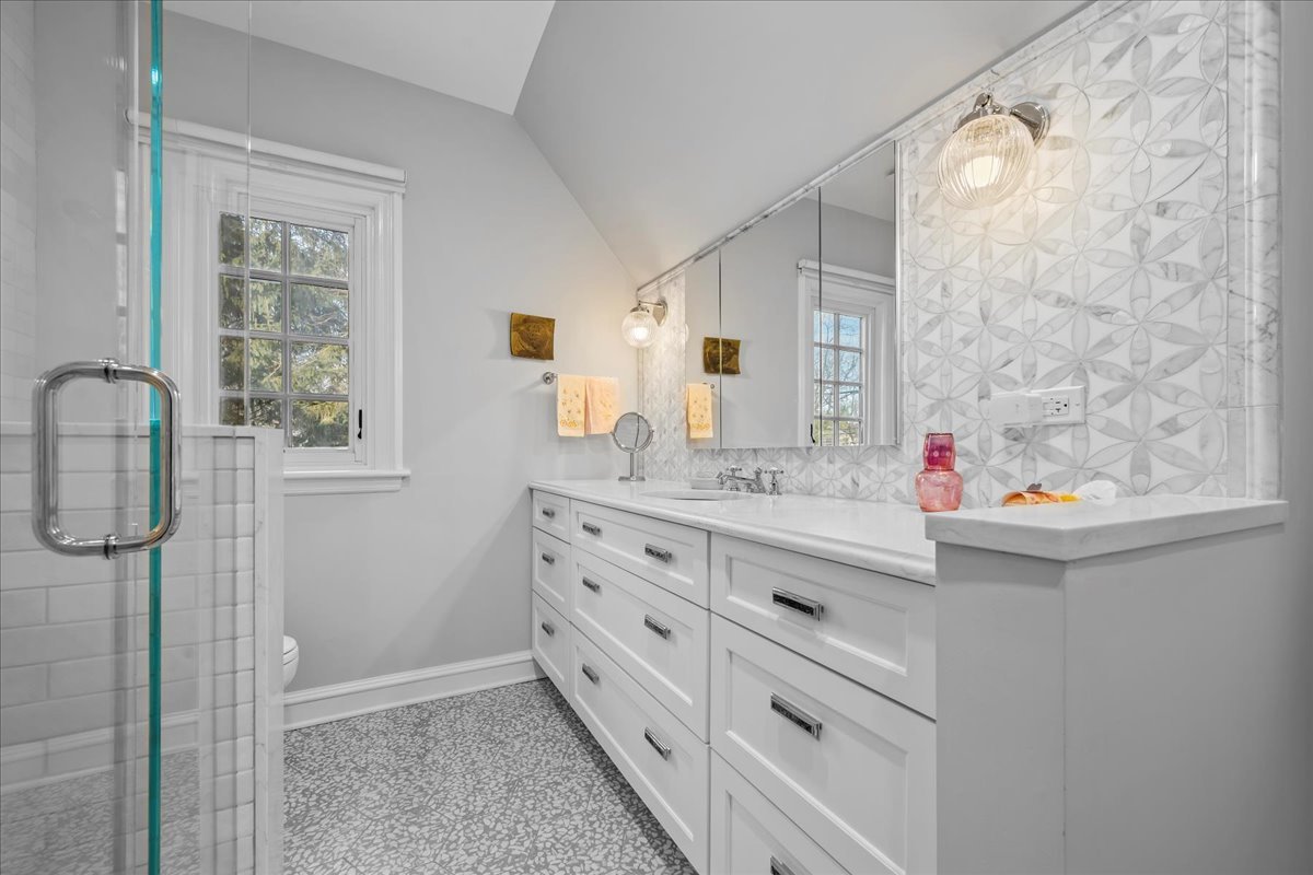 1163 Romona Road Wilmette, IL 60091 - Photo 24 of 36