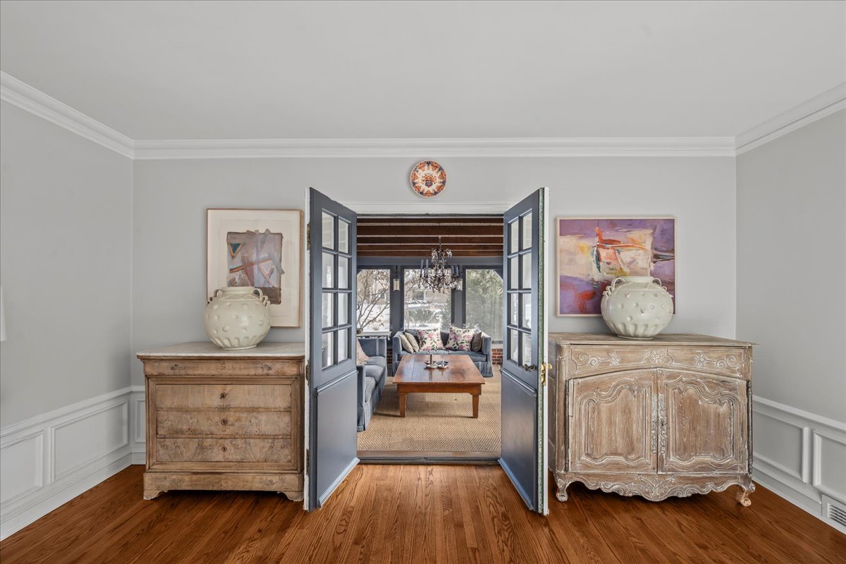 1163 Romona Road Wilmette, IL 60091 - Photo 7 of 36