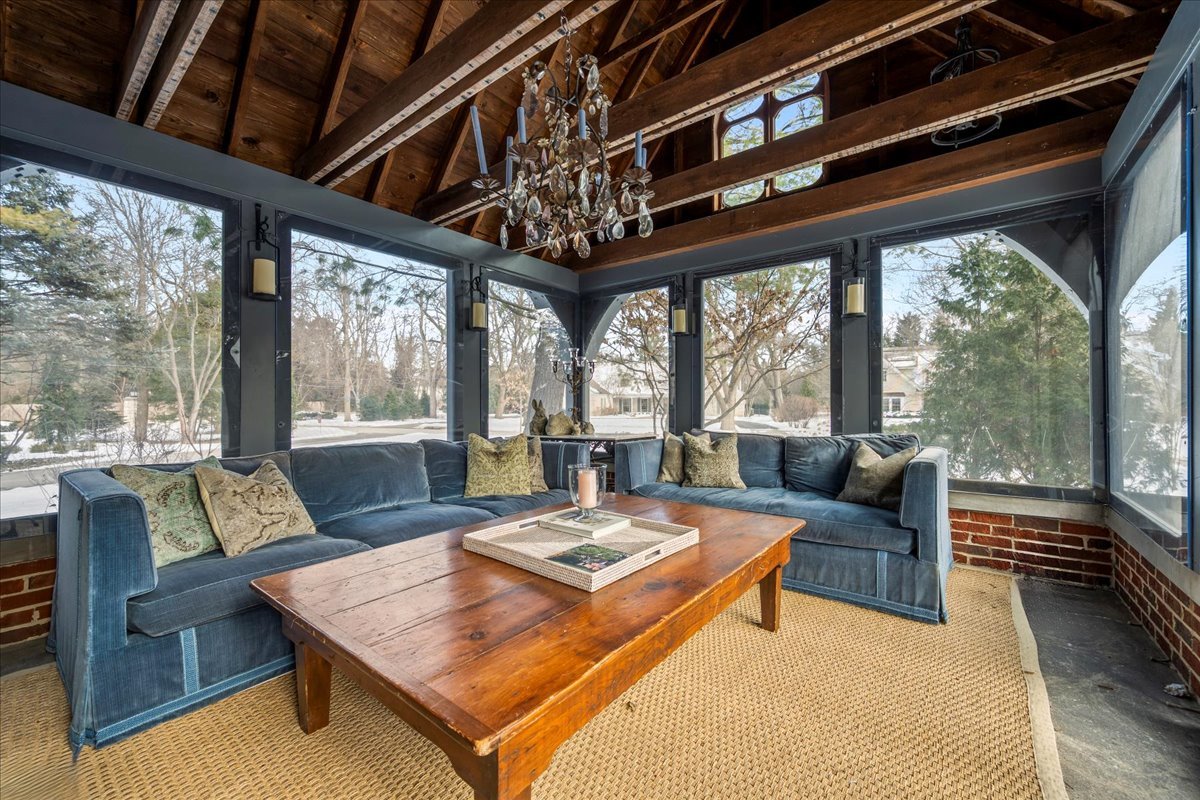 1163 Romona Road Wilmette, IL 60091 - Photo 8 of 36