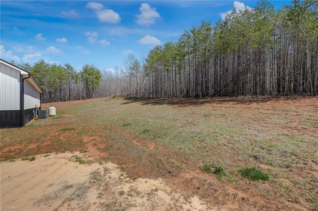 1034 Brooks Road Reidsville, NC 27320 - Photo 24 of 37