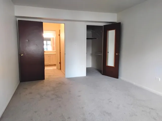 $134,750 | 12721 Park Place, Unit 2B, Crestwood, IL 60418