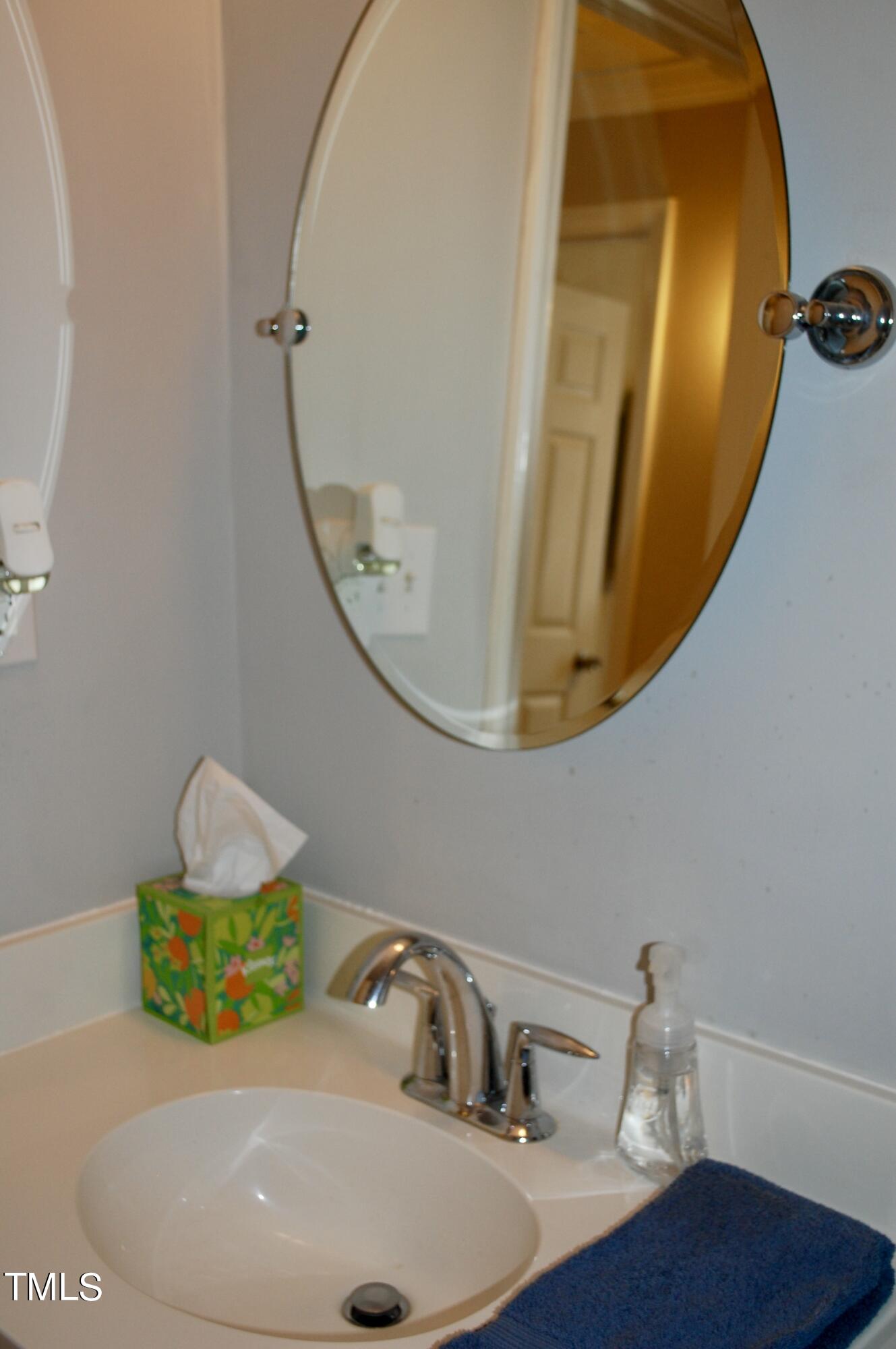933 Brookside Drive Raleigh, NC 27604 - Photo 20 of 38 DSC_0086