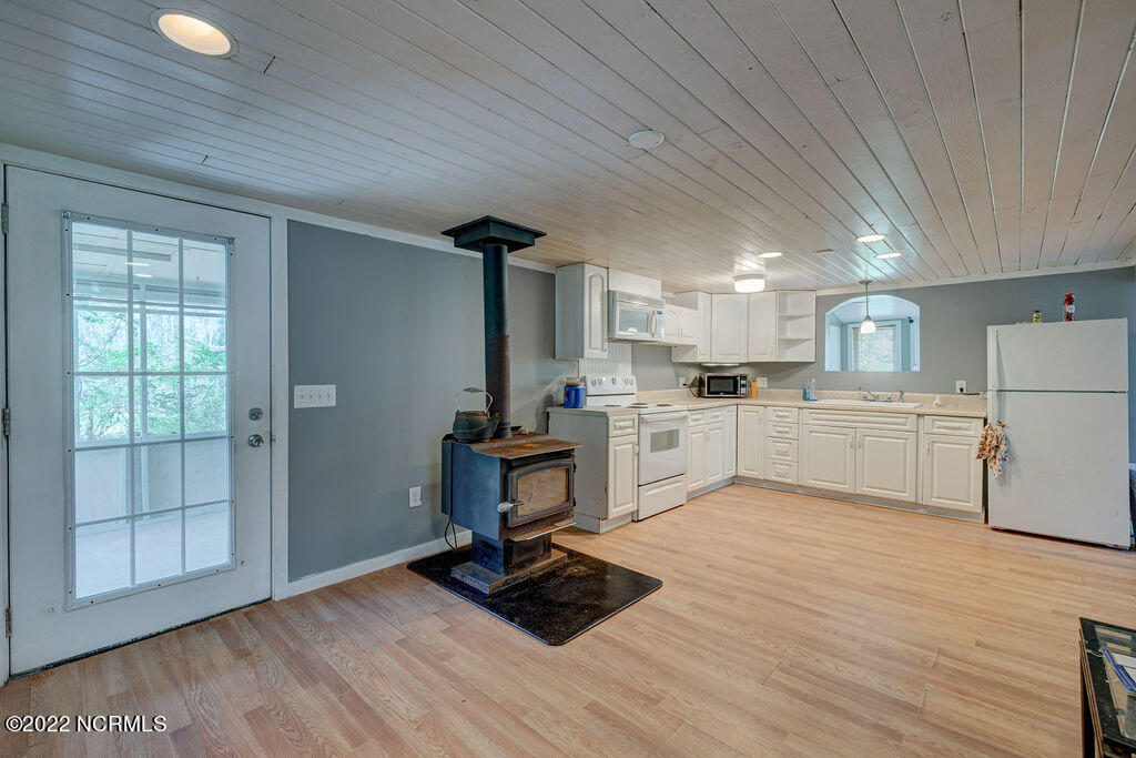 6746 Funston Road Southeast Winnabow, NC 28479 - Photo 18 of 47 6746FunstonEdit-16