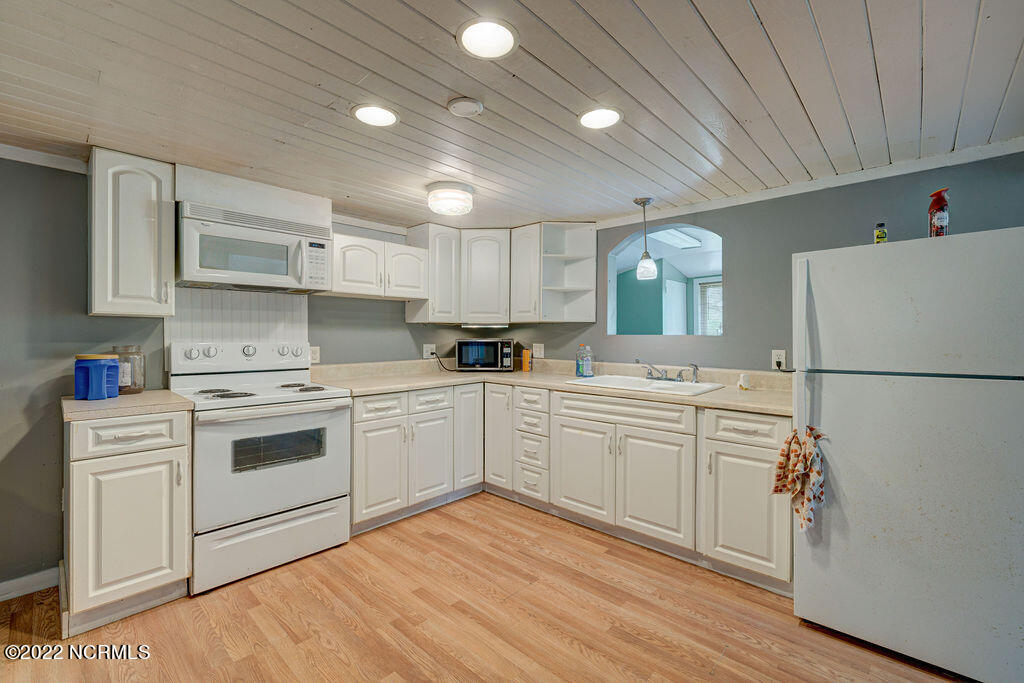6746 Funston Road Southeast Winnabow, NC 28479 - Photo 21 of 47 6746FunstonEdit-19