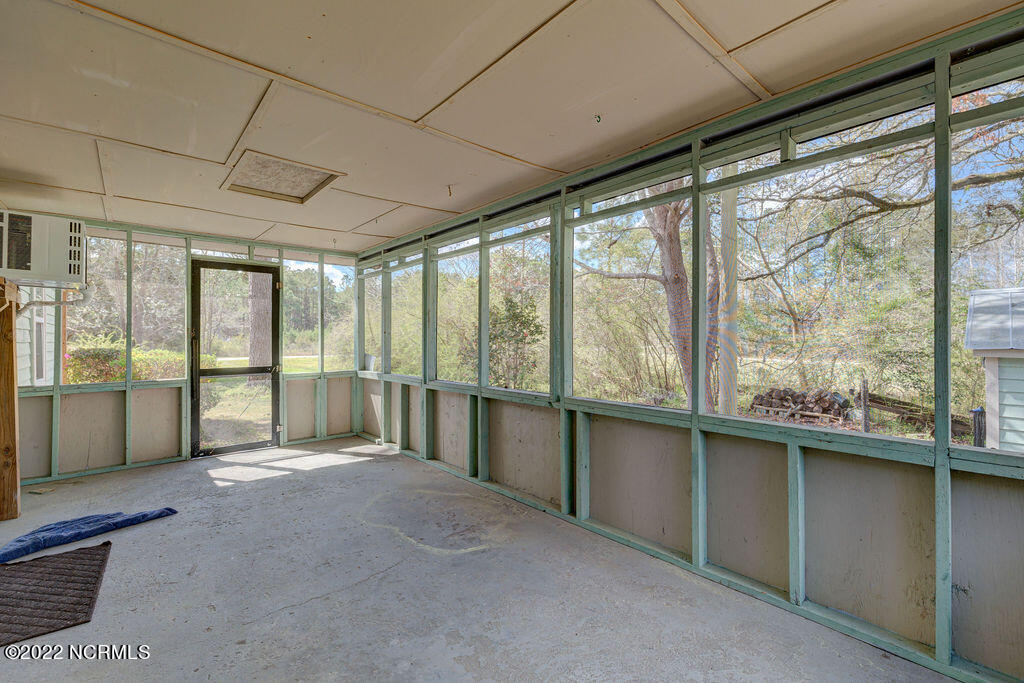6746 Funston Road Southeast Winnabow, NC 28479 - Photo 36 of 47 6746FunstonEdit-34