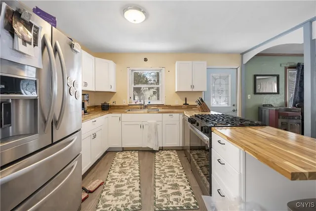 $225,000 | 144 State Route, Parish, NY 13131