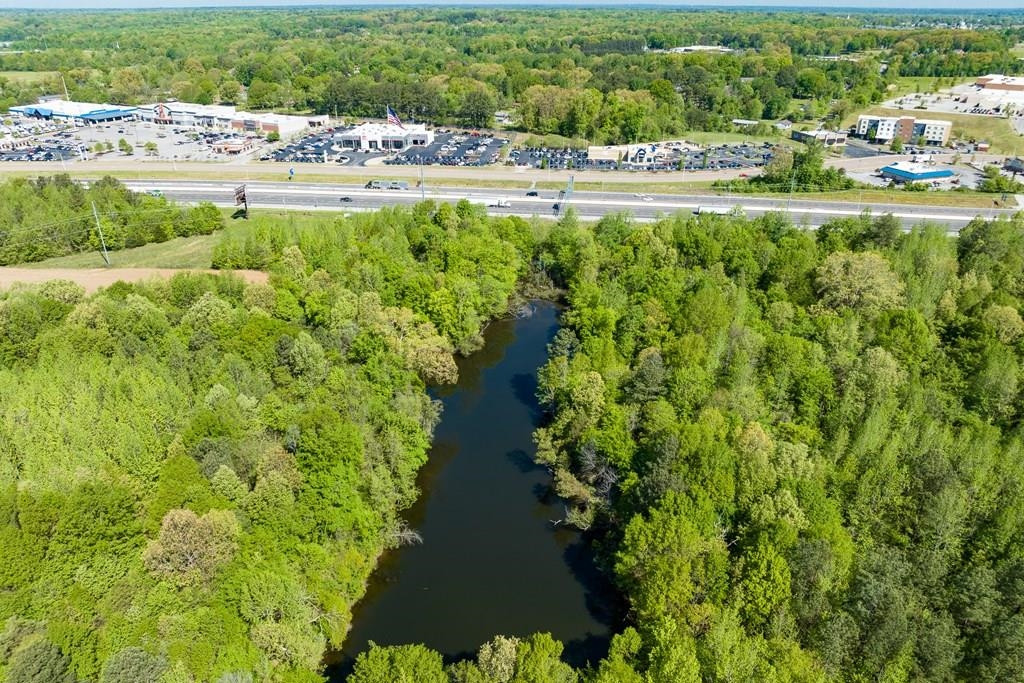 0 West Interstate 40 Expressway Jackson, TN 38301 - Photo 5 of 12 a view of a town with residential houses
