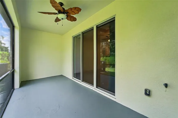 $2,700 | 5068 Captain Davis Drive, Wimauma, FL 33598