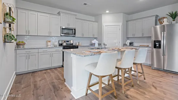 $373,990 | 5518 Bunyan Hl Drive, Olive Branch, MS 38654