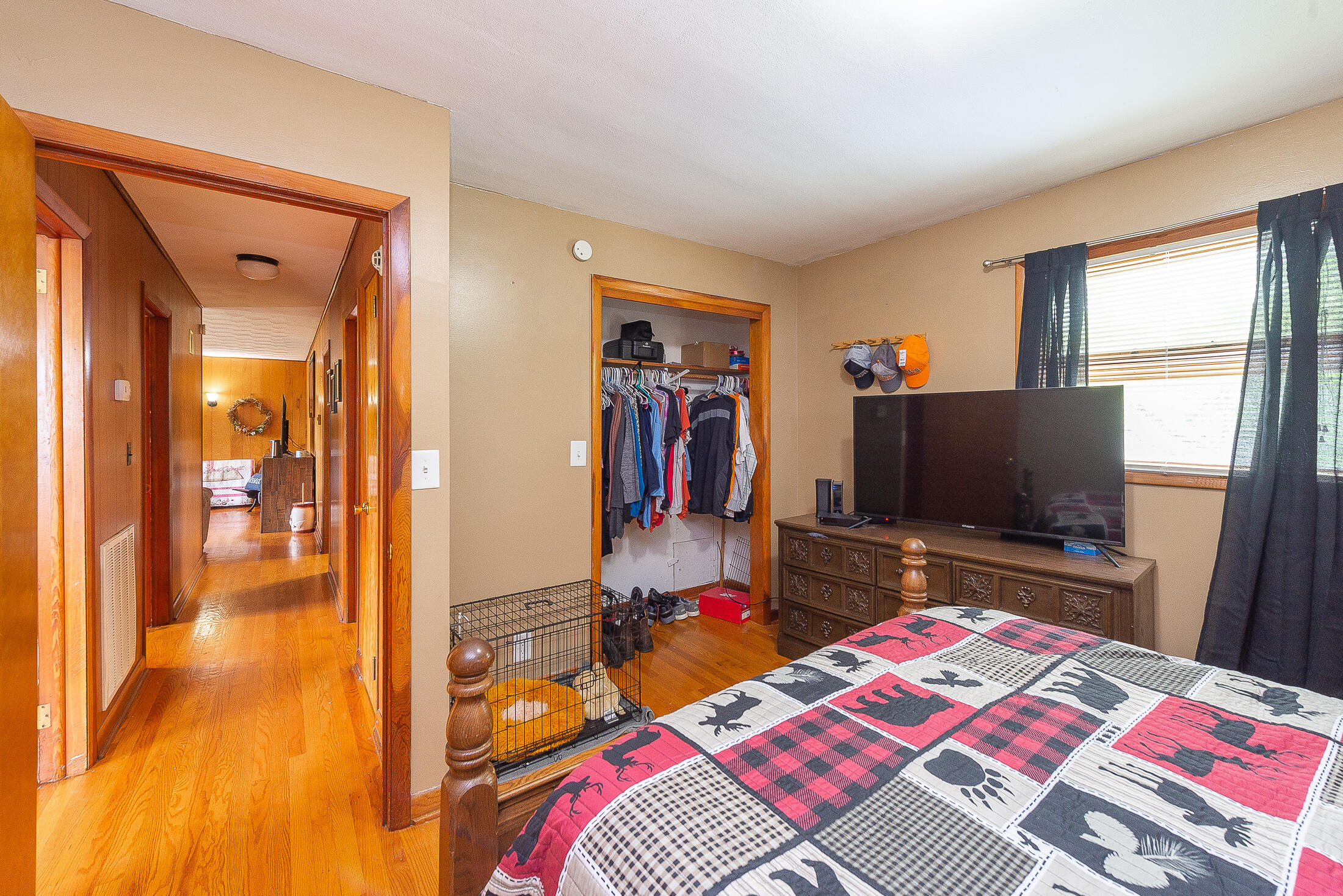 718 Bell Ridge Road Kingsport, TN 37660 - Photo 25 of 45 Primary Bedroom