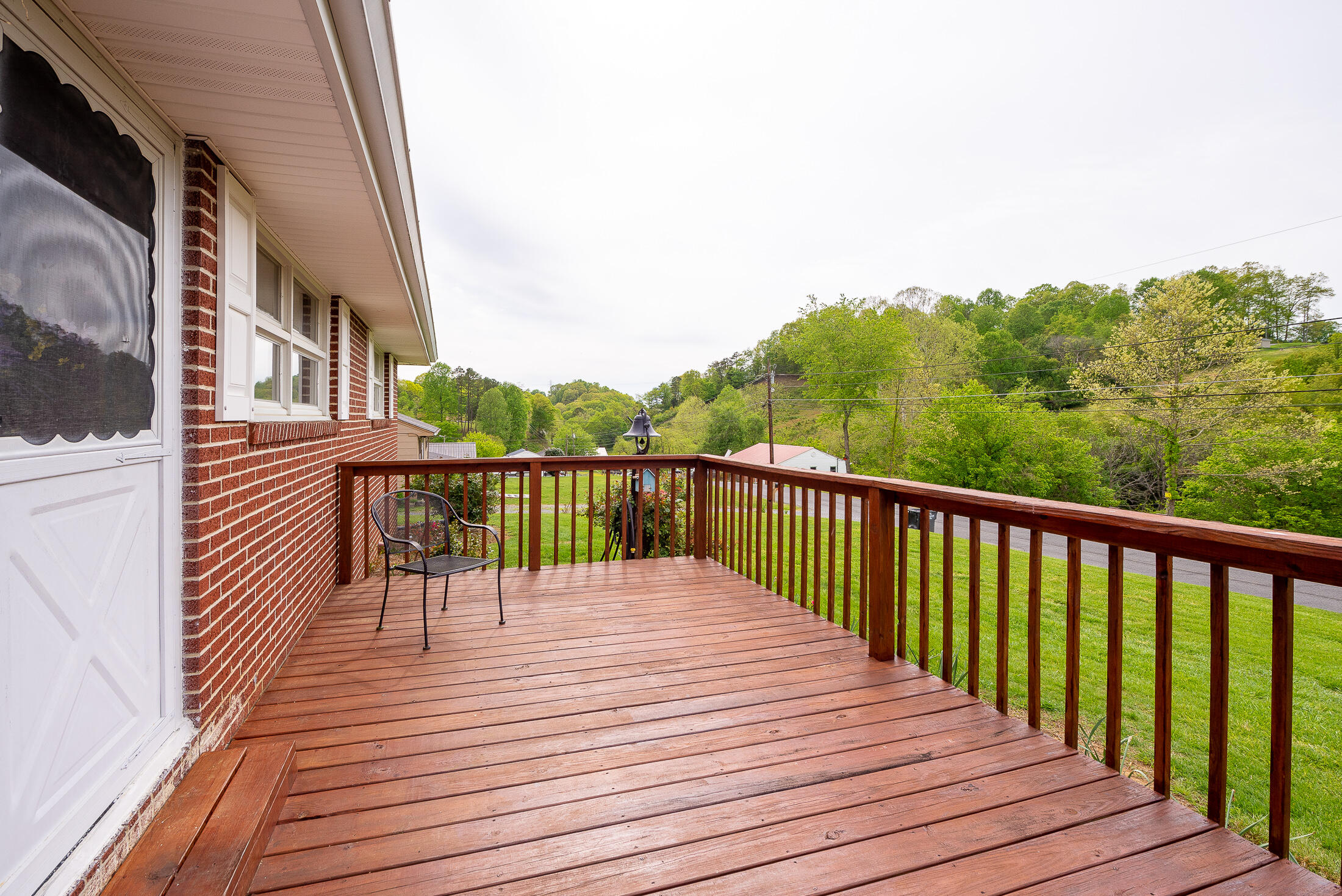 718 Bell Ridge Road Kingsport, TN 37660 - Photo 40 of 45 Front porch